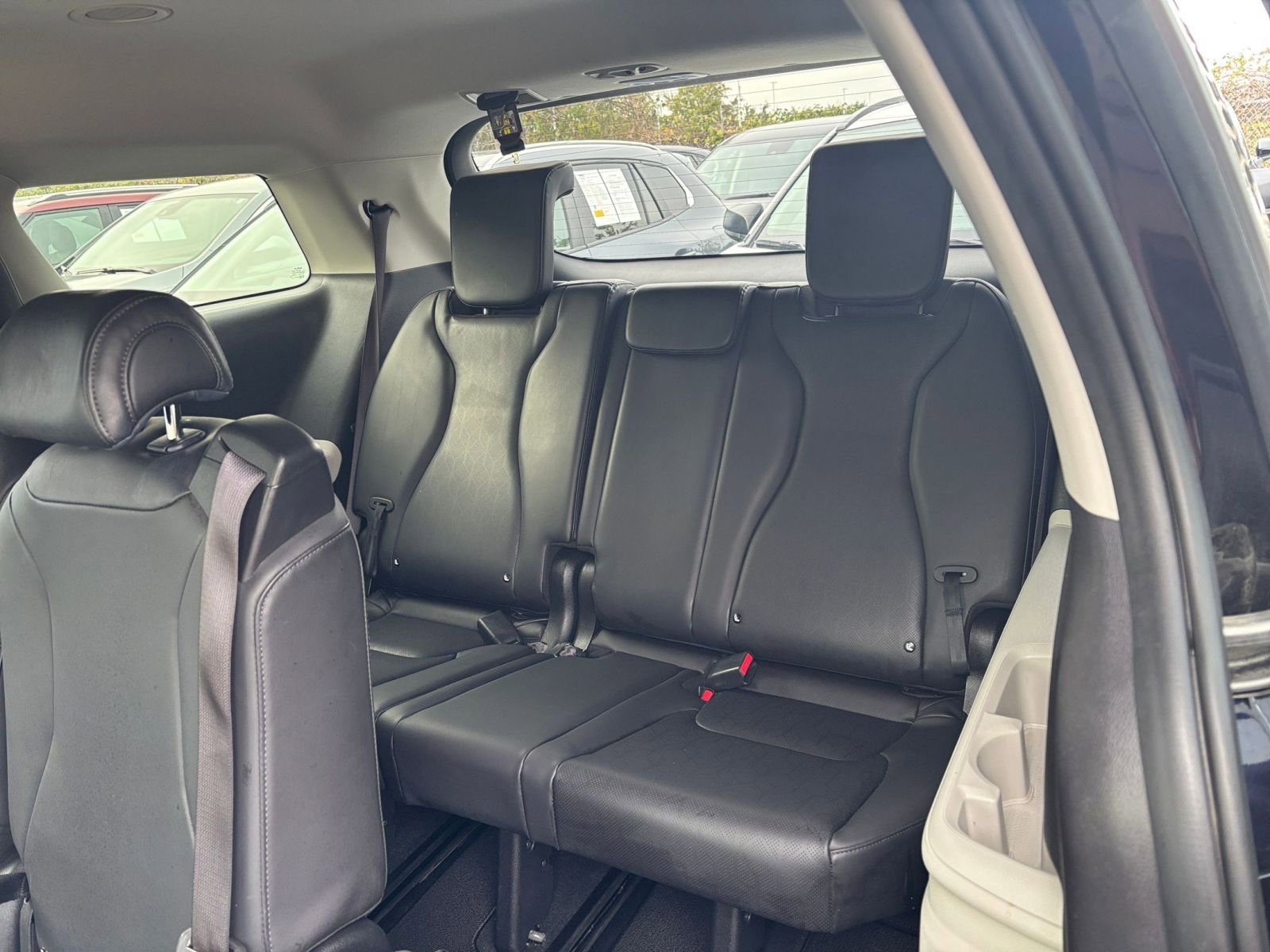 Thumbnail: 2024 Kia Carnival - 17