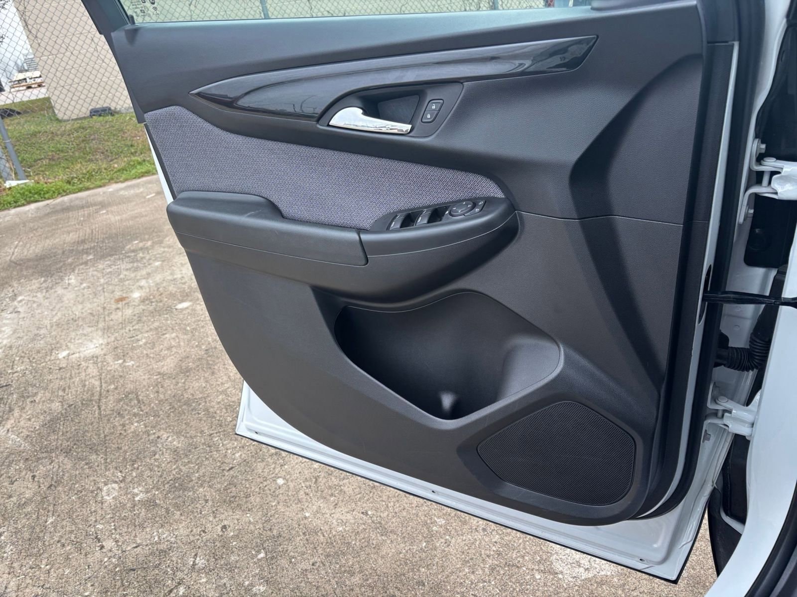 Thumbnail: 2025 Chevrolet TrailBlazer - 18