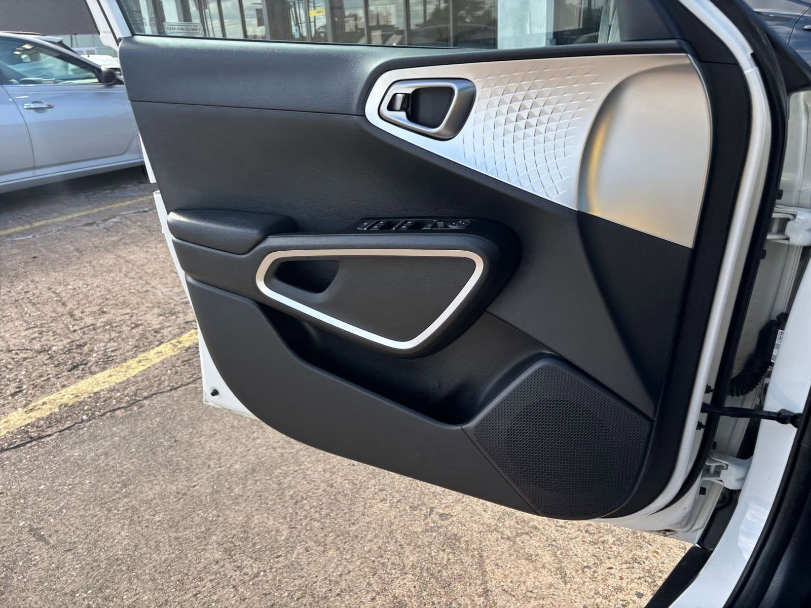Thumbnail: 2025 Kia Soul - 18