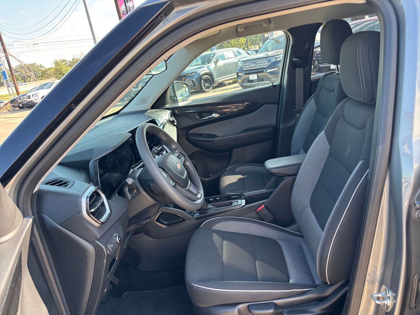 Thumbnail: 2025 Chevrolet TrailBlazer - 24