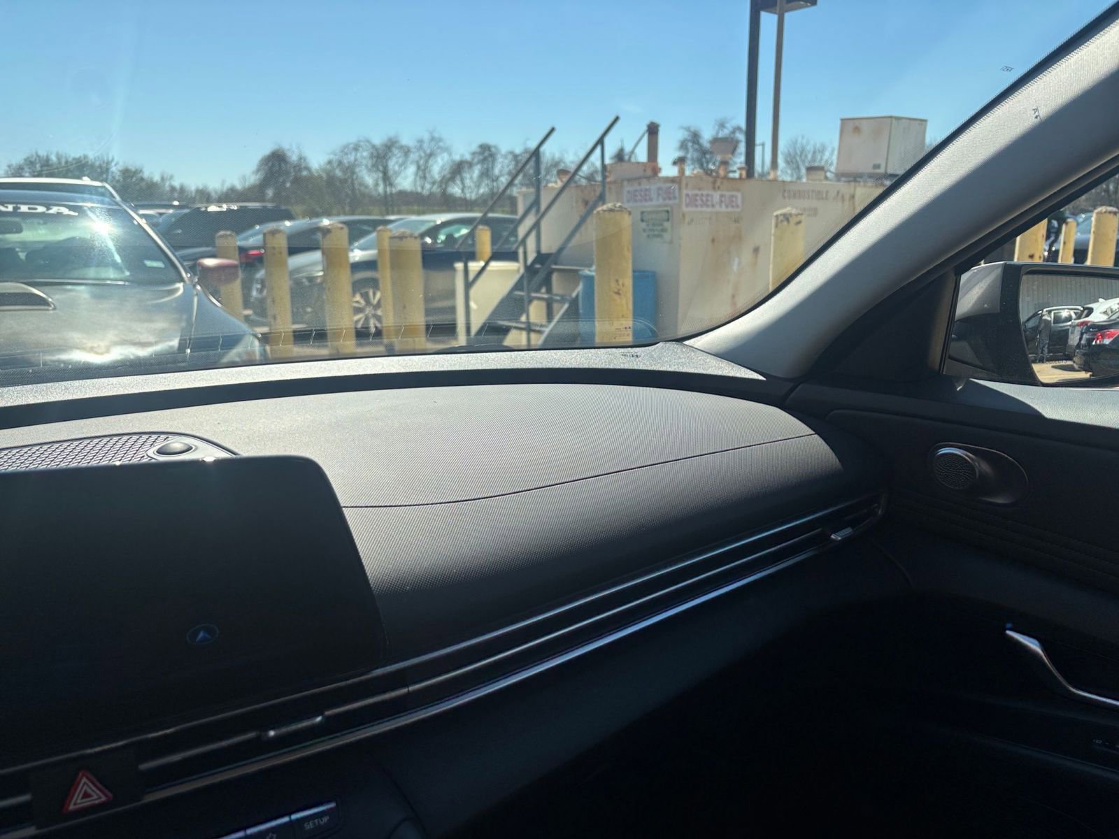 Thumbnail: 2025 Hyundai Elantra - 35