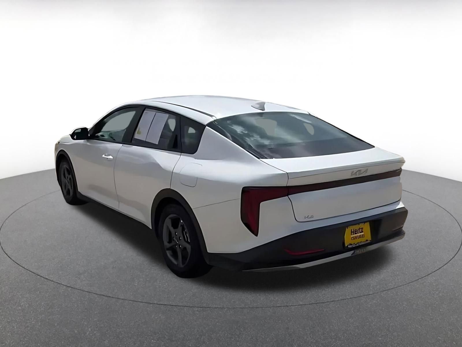 Thumbnail: 2025 Kia K4 - 10