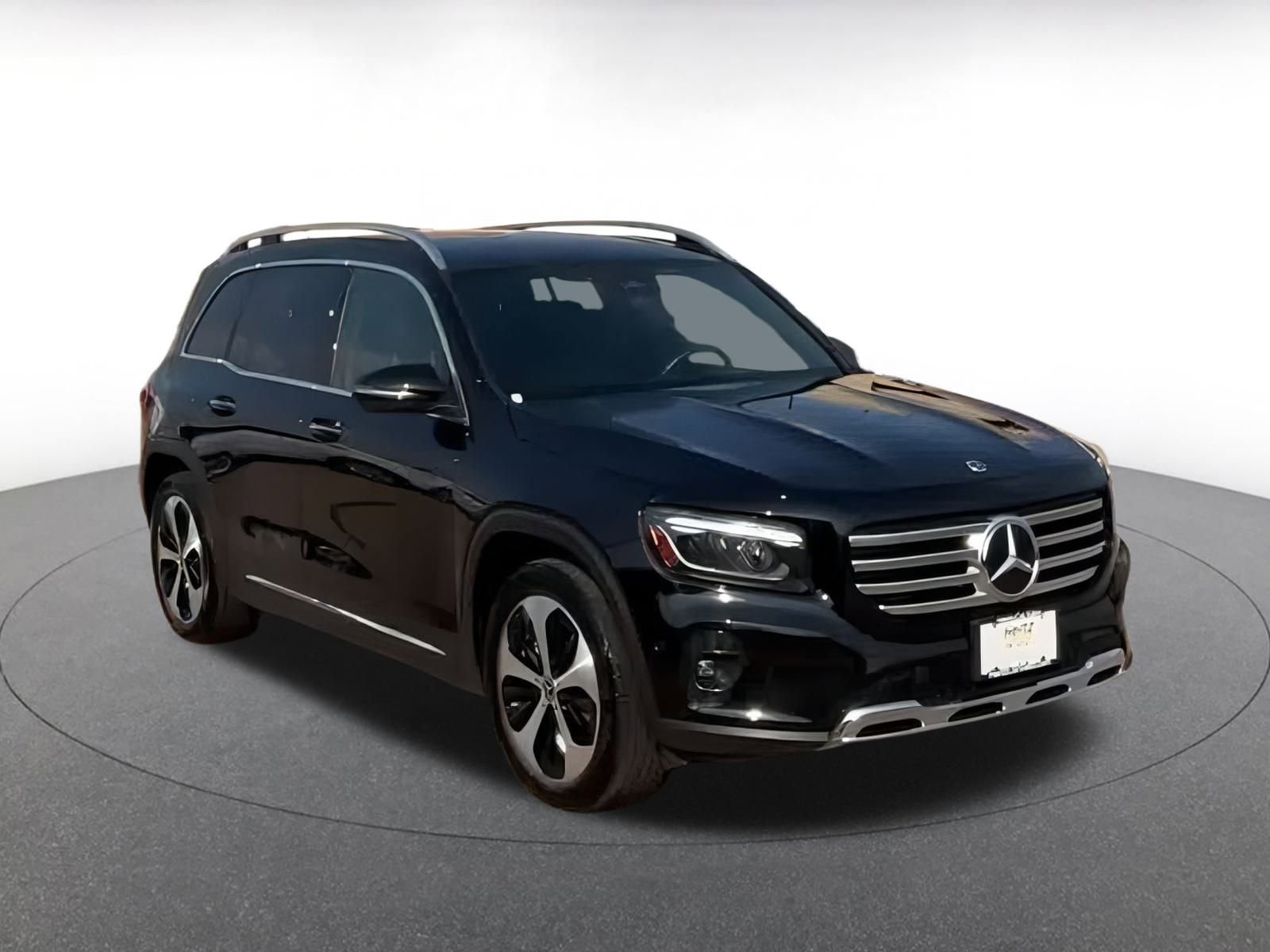 Thumbnail: 2024 Mercedes-Benz GLB - 3