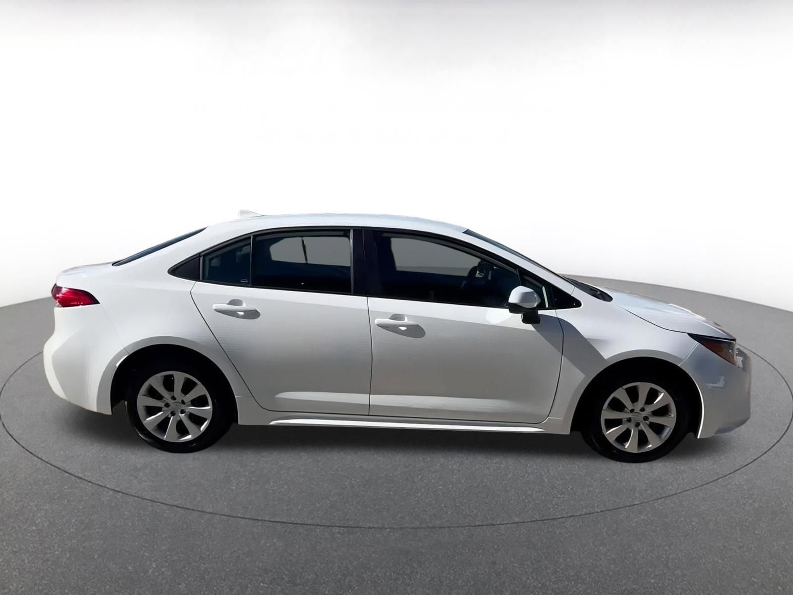 Thumbnail: 2025 Toyota Corolla - 16