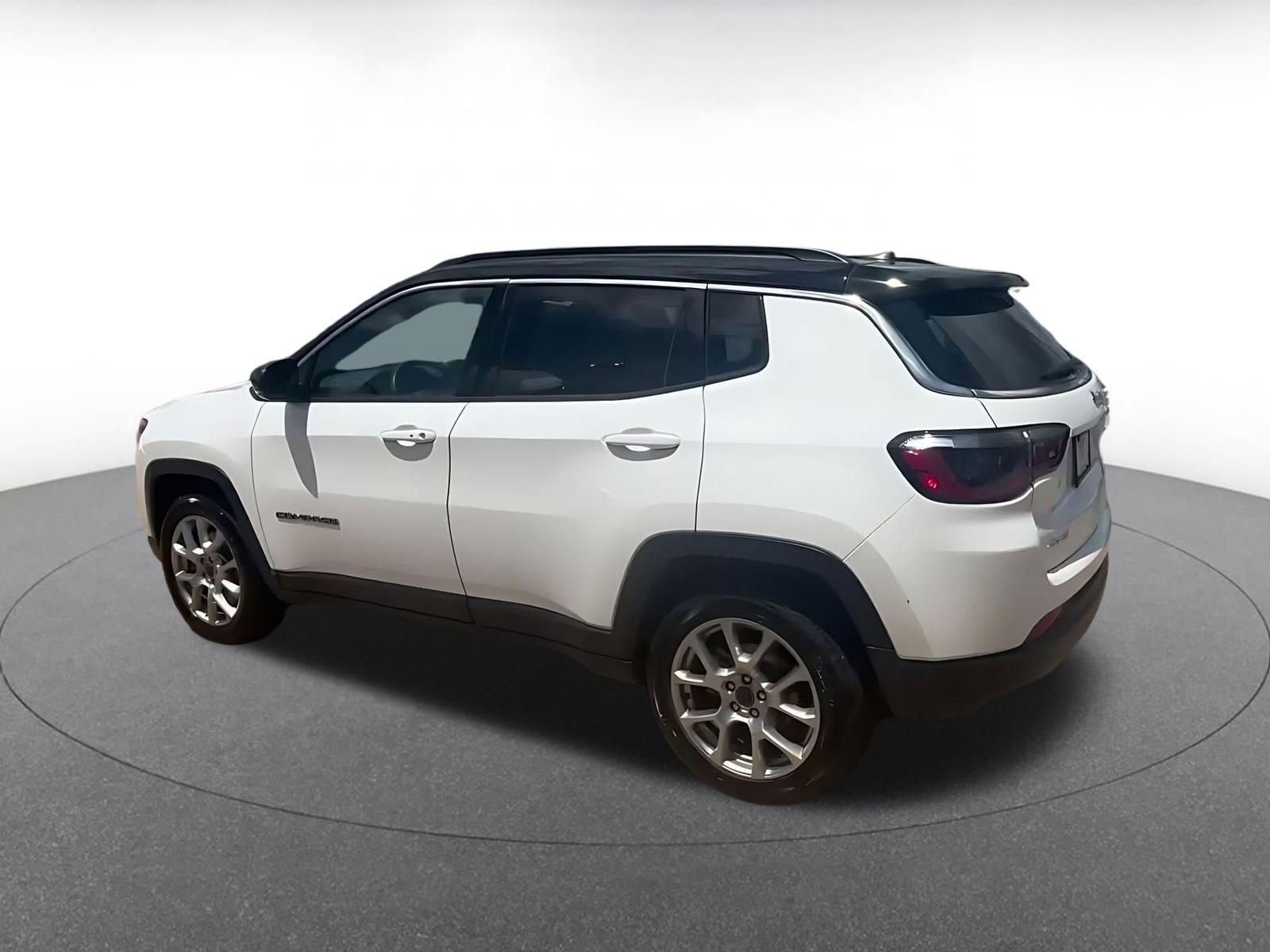 Thumbnail: 2025 Jeep Compass - 10