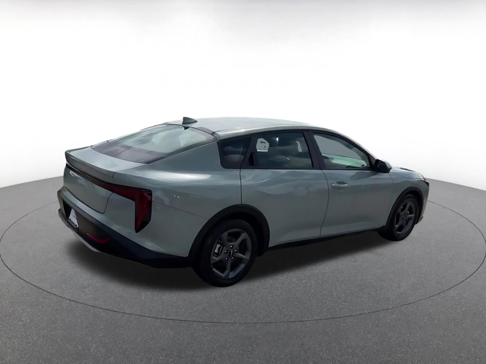 Thumbnail: 2025 Kia K4 - 14