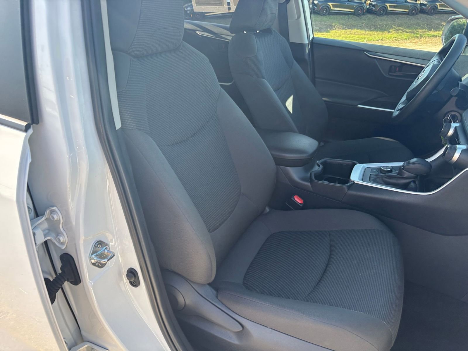 Thumbnail: 2025 Toyota RAV4 - 35