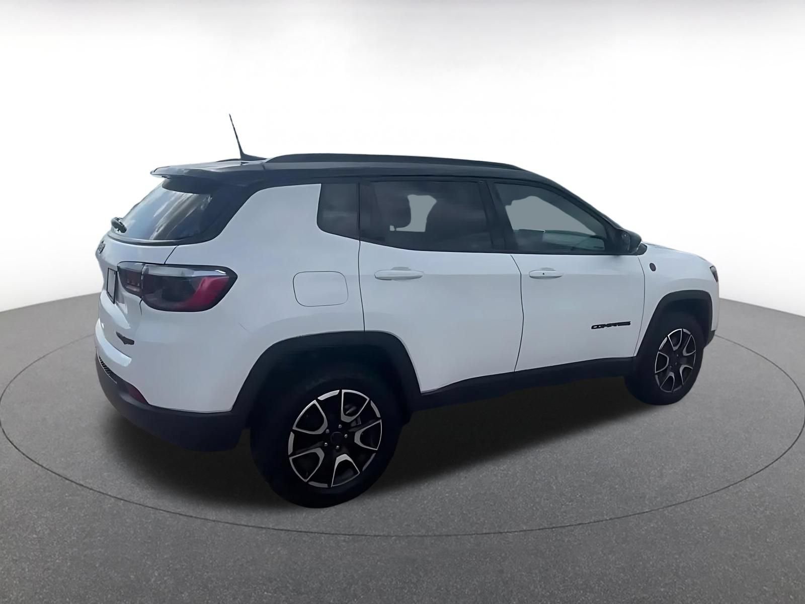 Thumbnail: 2025 Jeep Compass - 15