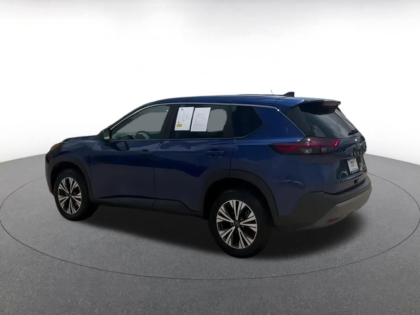 2023 Nissan Rogue SV 8