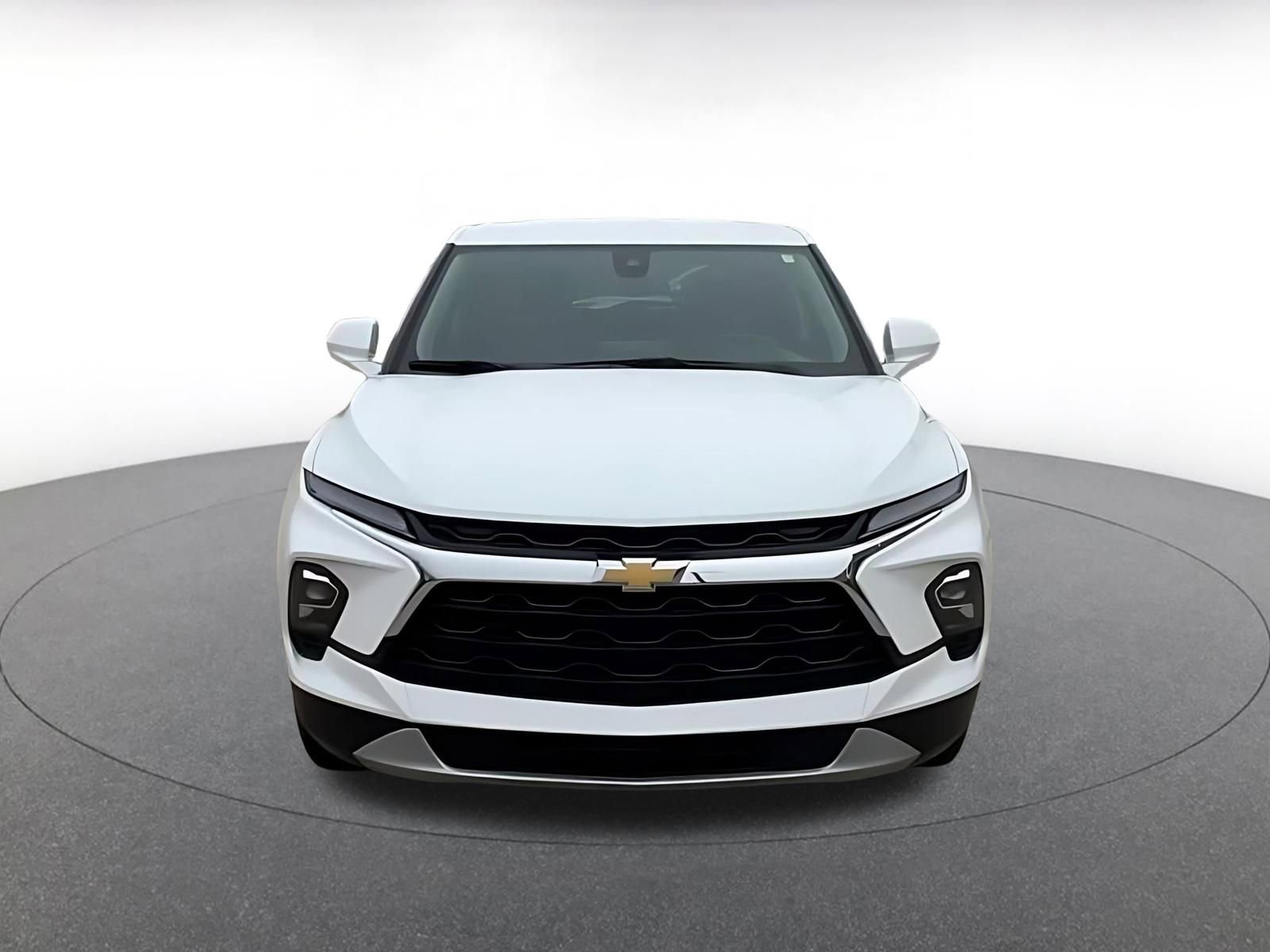 Thumbnail: 2025 Chevrolet Blazer - 4