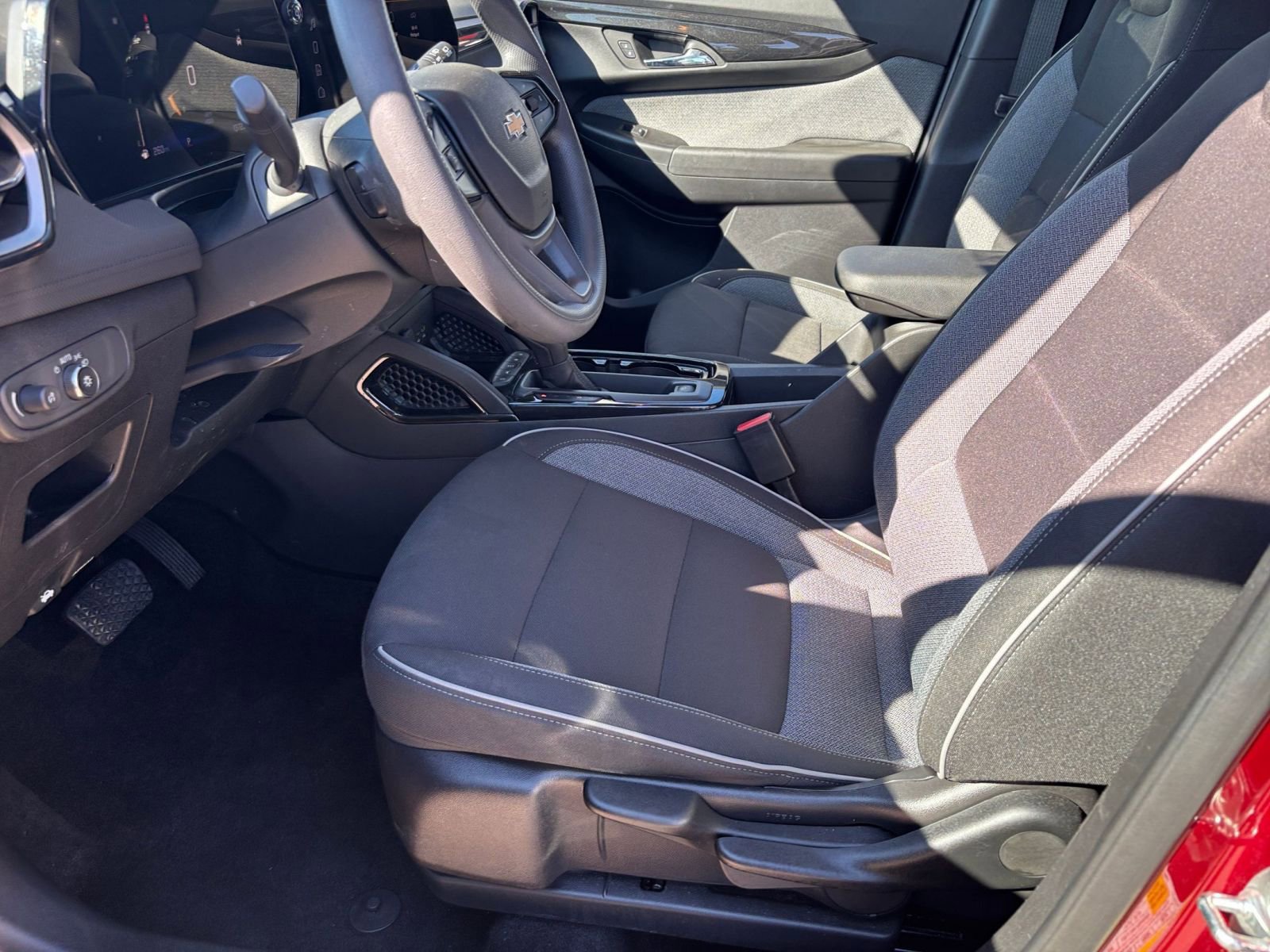 Thumbnail: 2025 Chevrolet TrailBlazer - 24