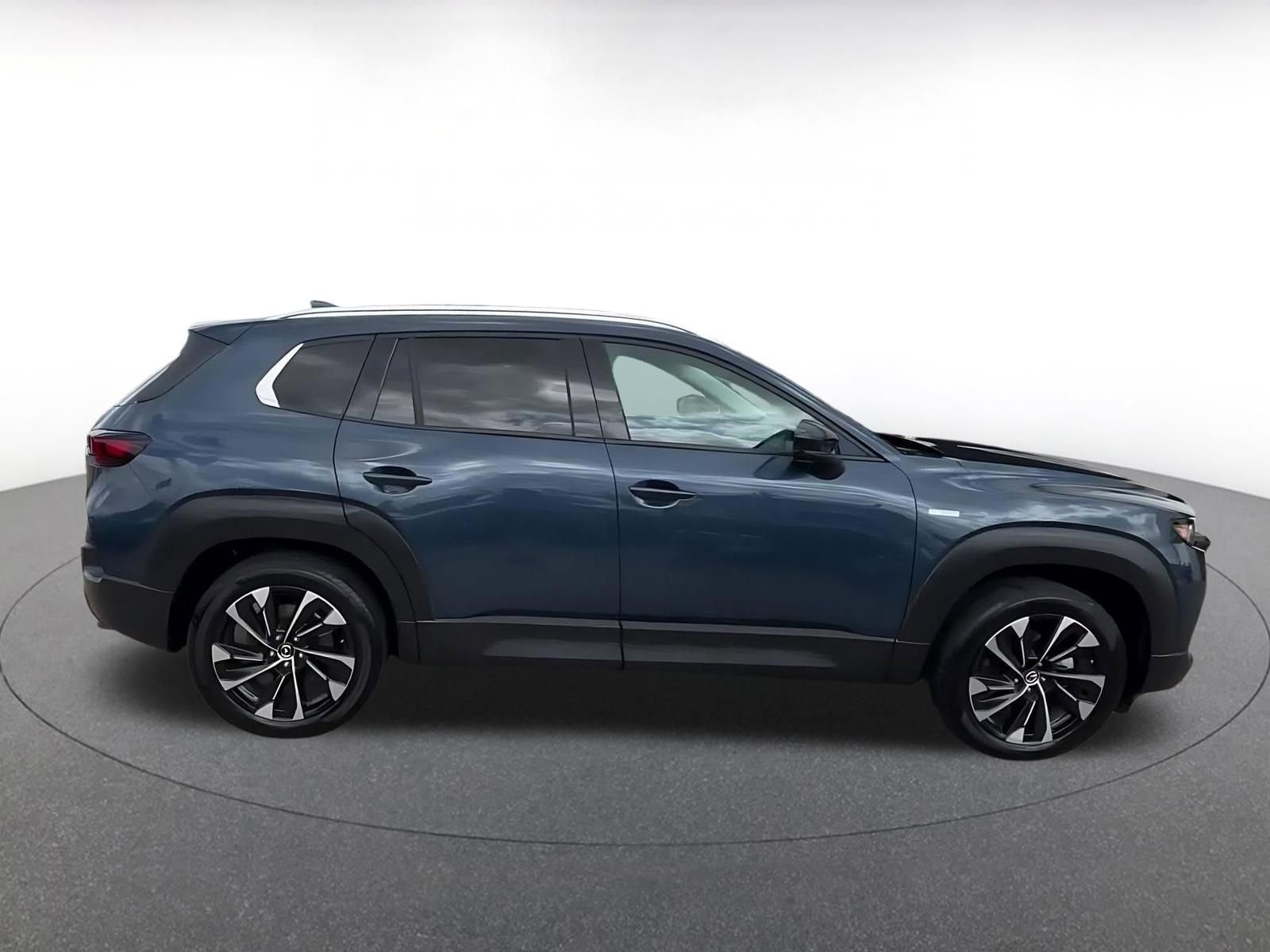 Thumbnail: 2025 Mazda CX-50 - 16