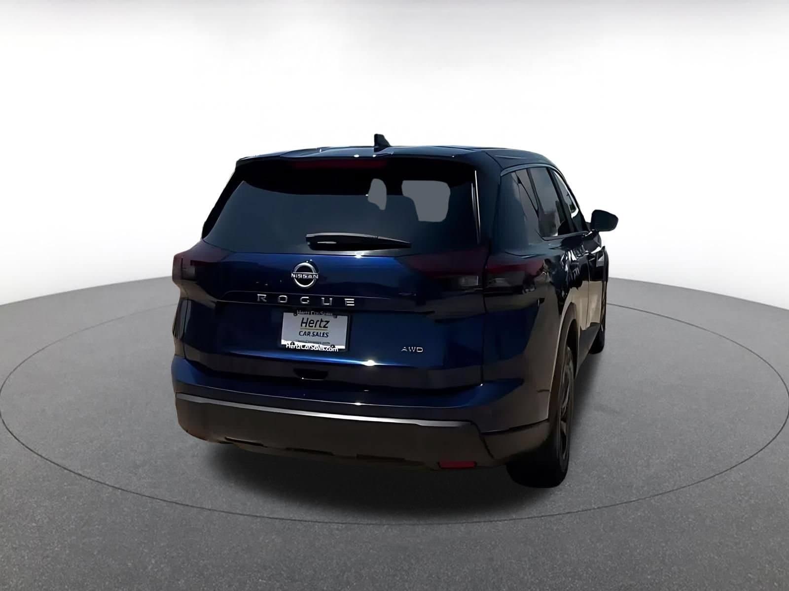 Thumbnail: 2026 Nissan Rogue - 11