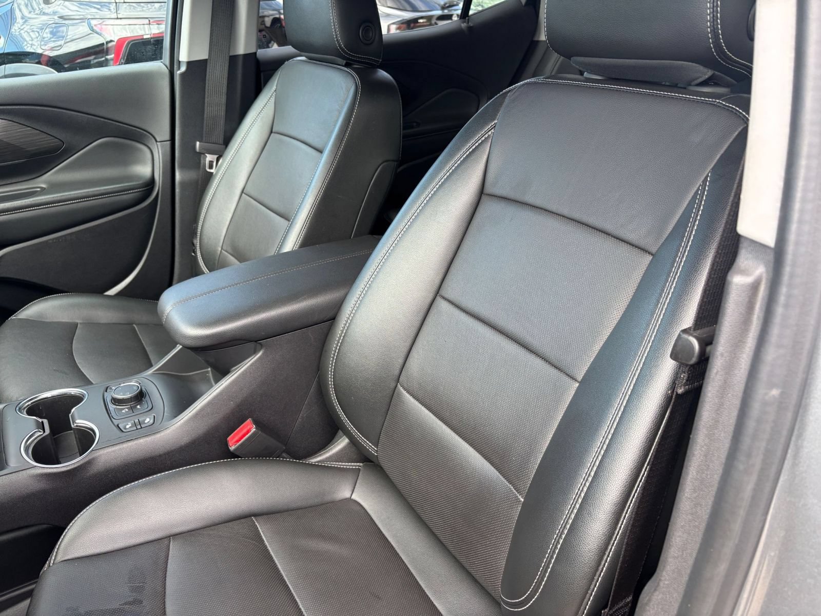 Thumbnail: 2024 GMC Terrain - 32