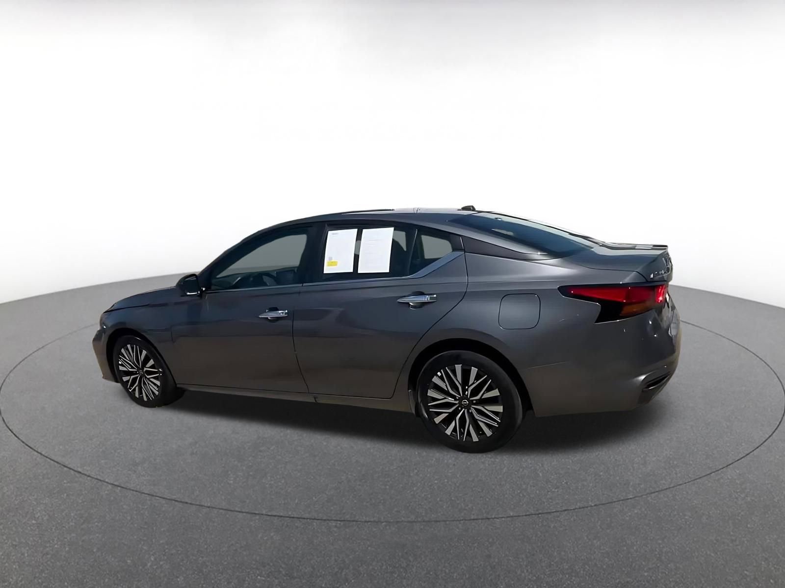 Thumbnail: 2025 Nissan Altima - 10