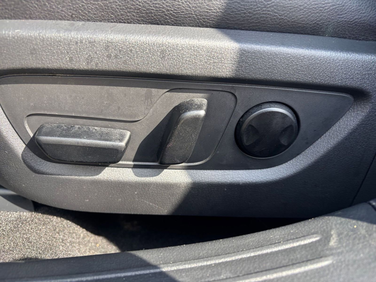 Thumbnail: 2025 Mazda CX-50 - 22