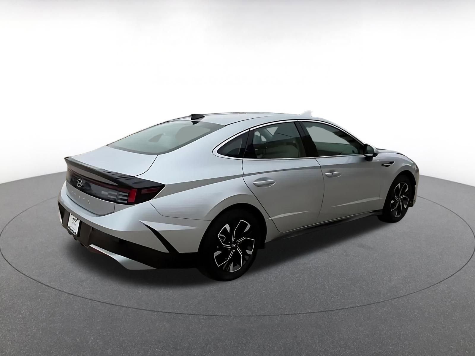 Thumbnail: 2025 Hyundai Sonata - 15