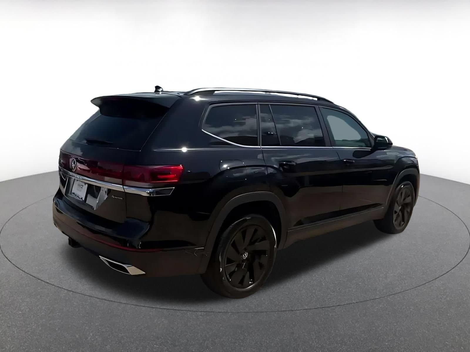 Thumbnail: 2026 Volkswagen Atlas - 11