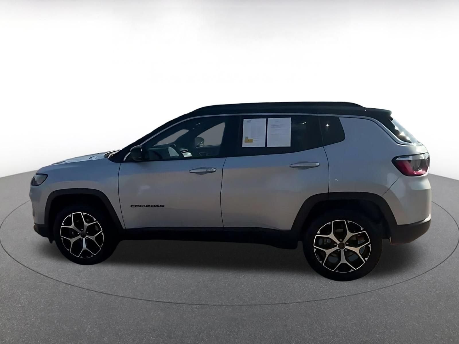 Thumbnail: 2025 Jeep Compass - 9