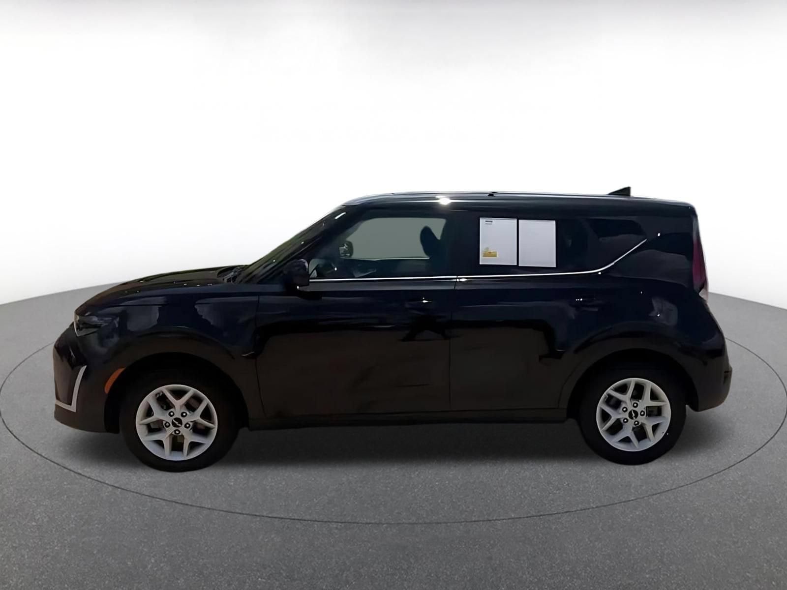 Thumbnail: 2025 Kia Soul - 8