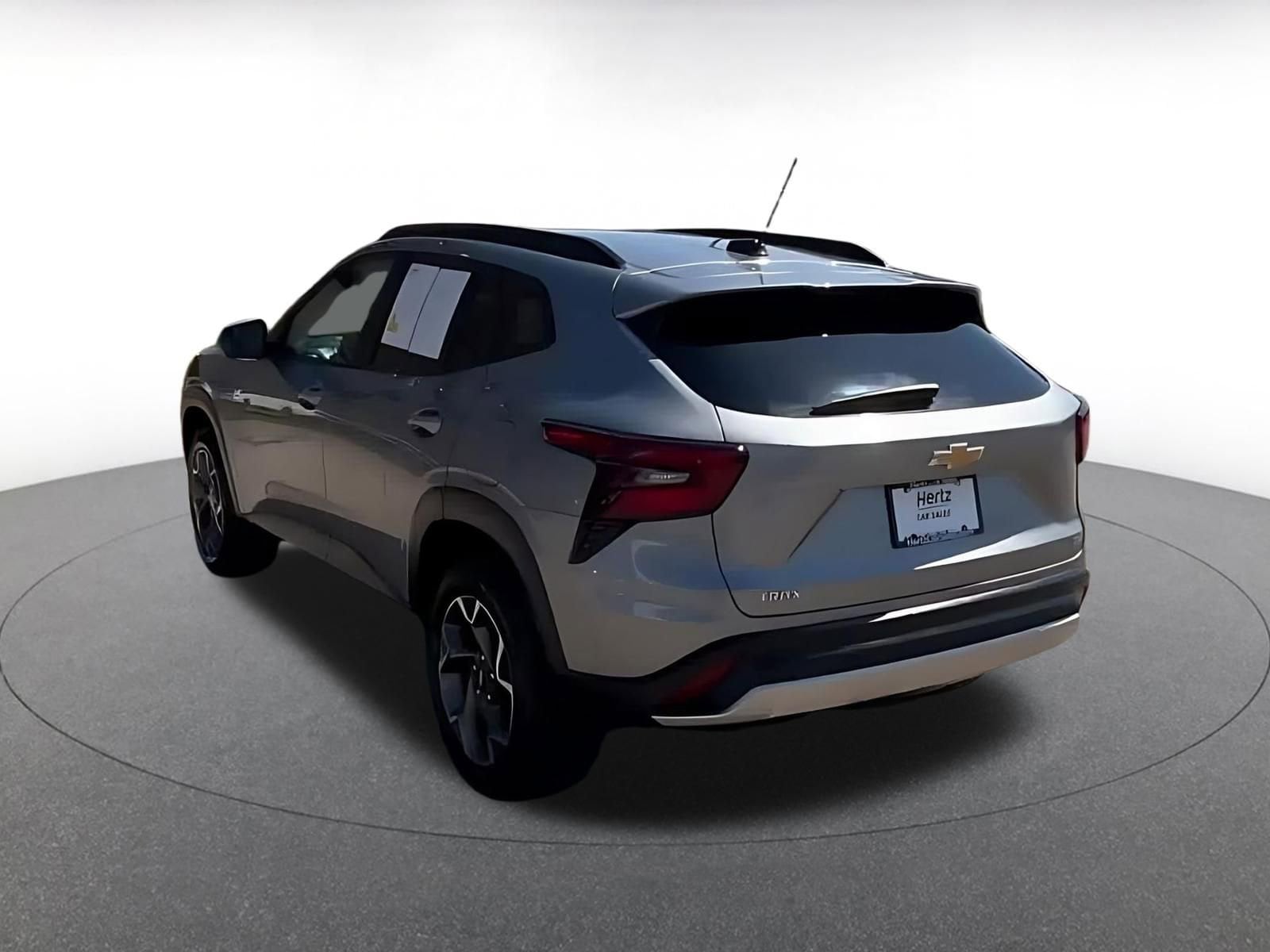 Thumbnail: 2025 Chevrolet Trax - 11