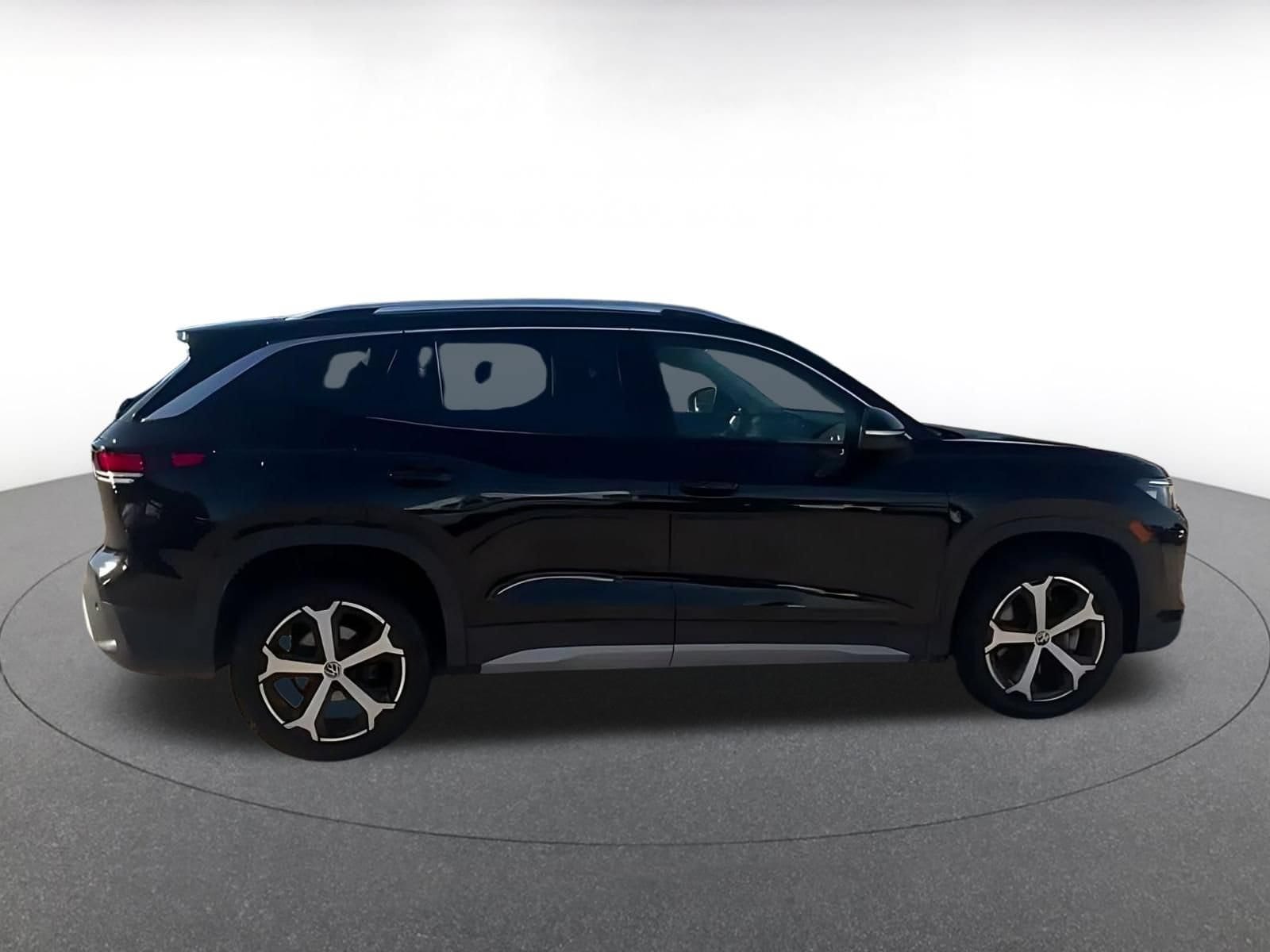 Thumbnail: 2026 Volkswagen Tiguan - 15