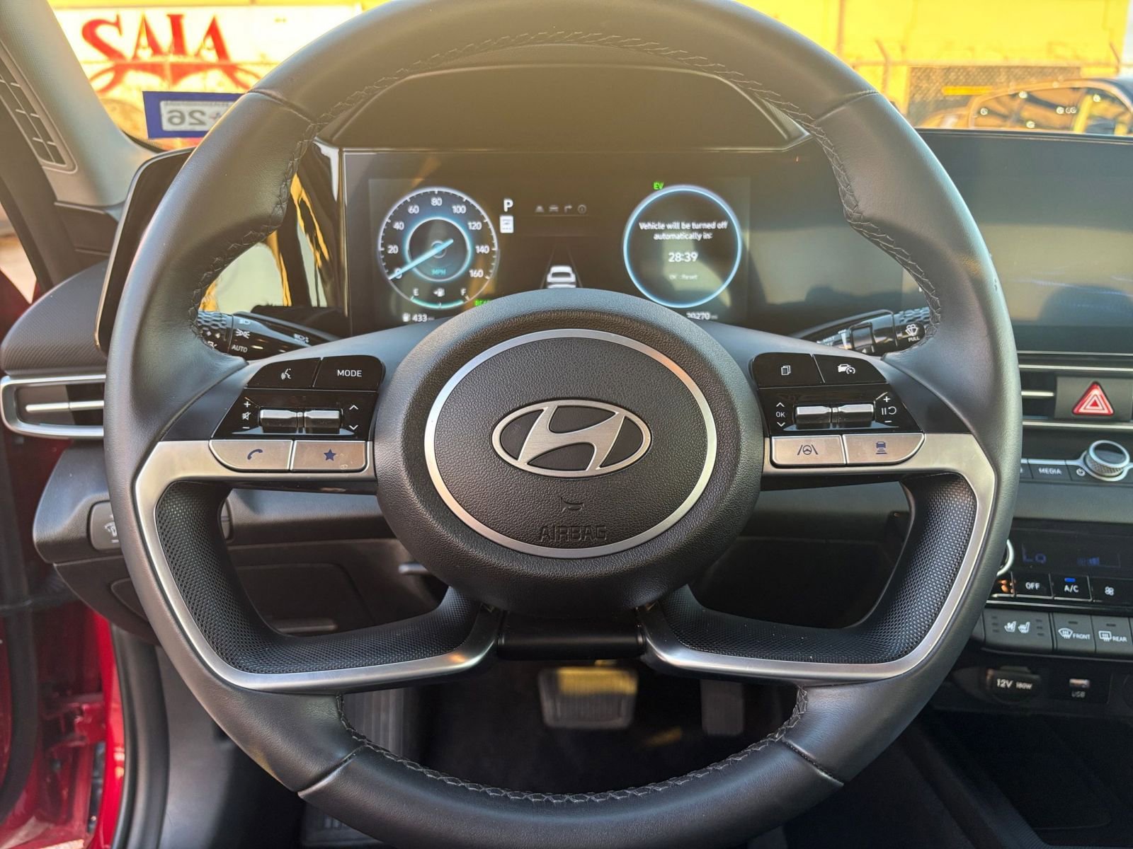 Thumbnail: 2025 Hyundai Elantra - 25