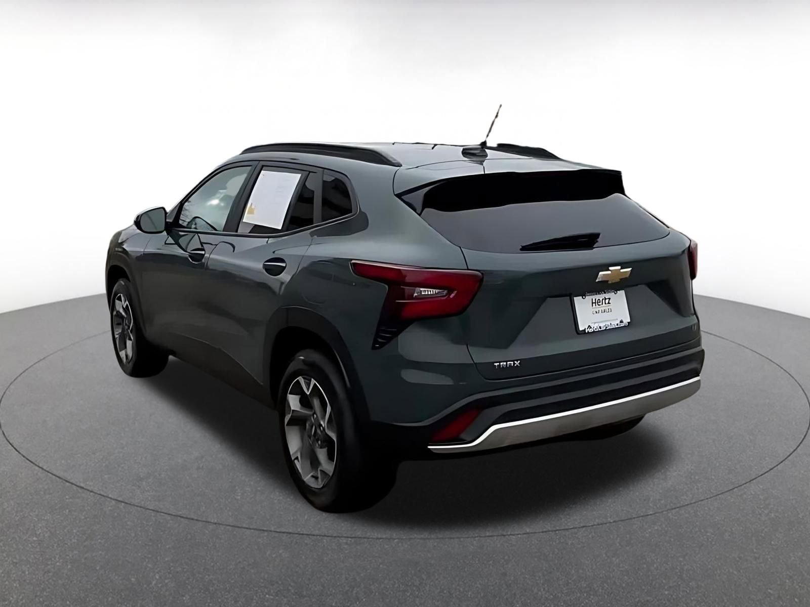 Thumbnail: 2025 Chevrolet Trax - 10