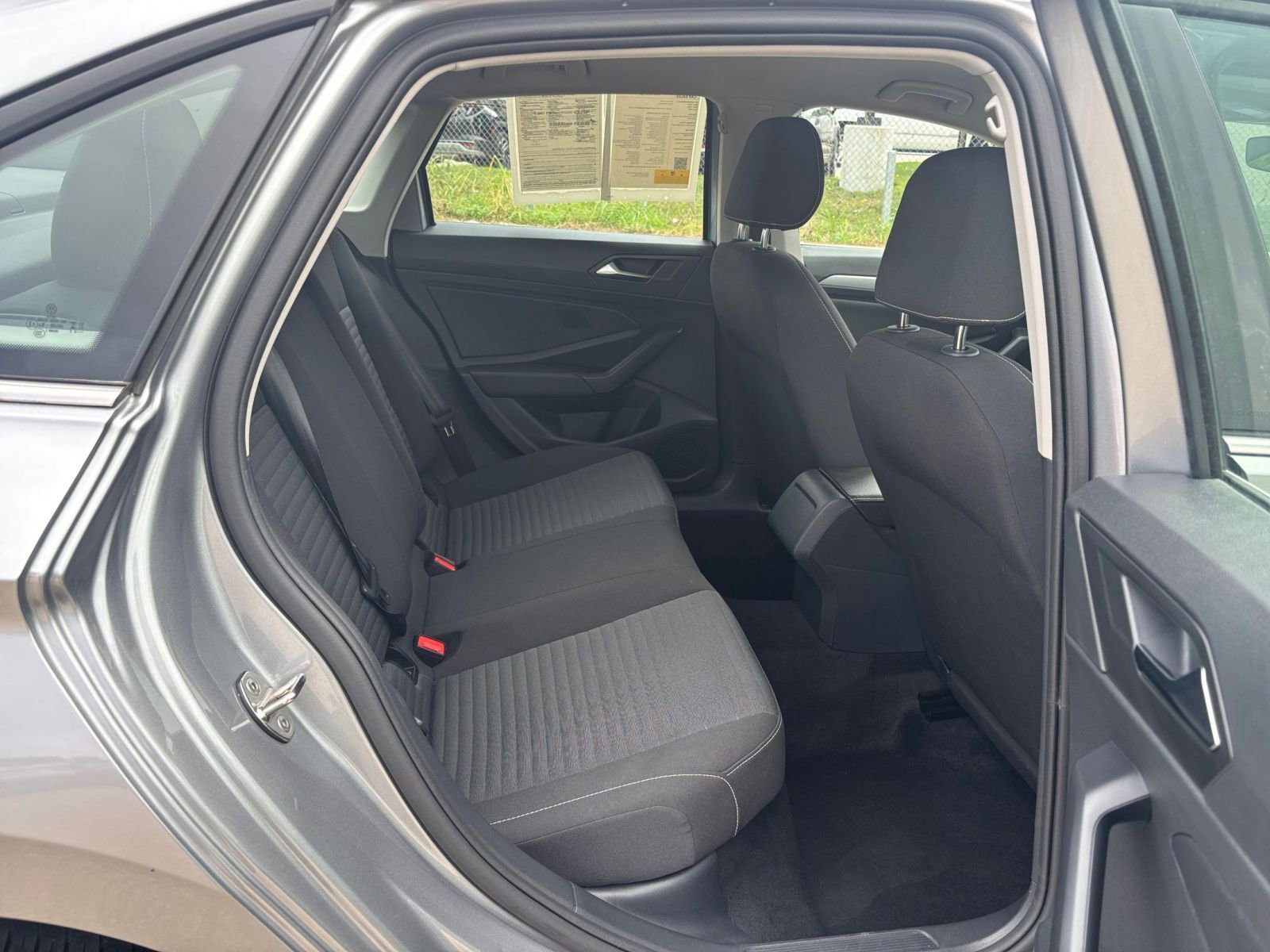 Thumbnail: 2025 Volkswagen Jetta - 23