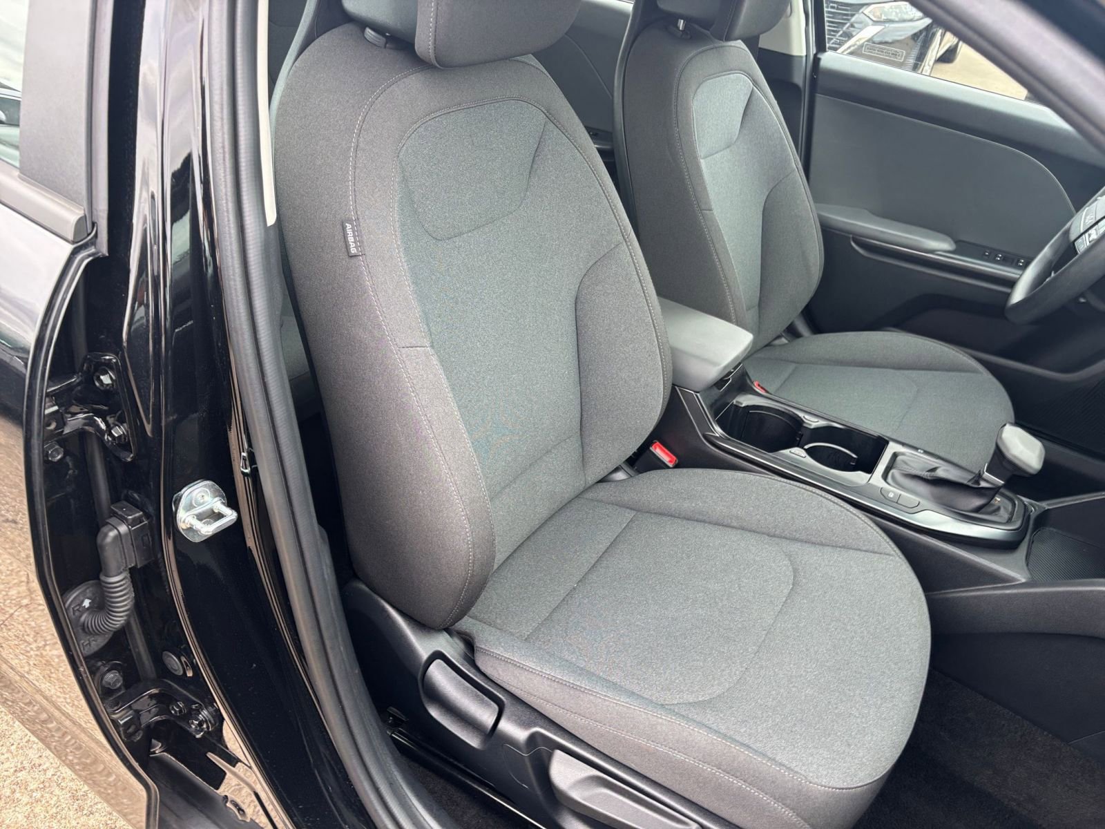 Thumbnail: 2025 Kia K4 - 35