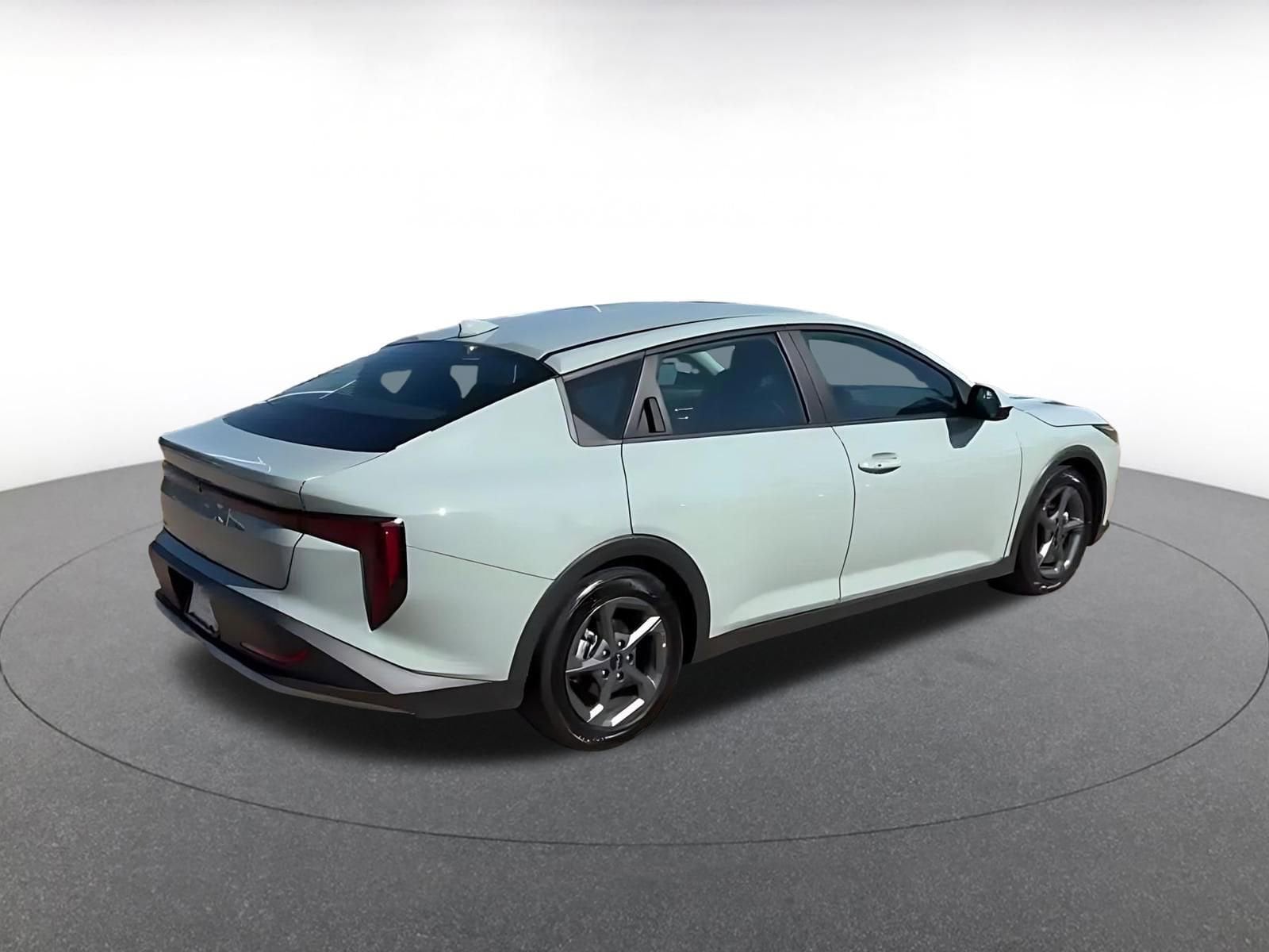Thumbnail: 2025 Kia K4 - 12