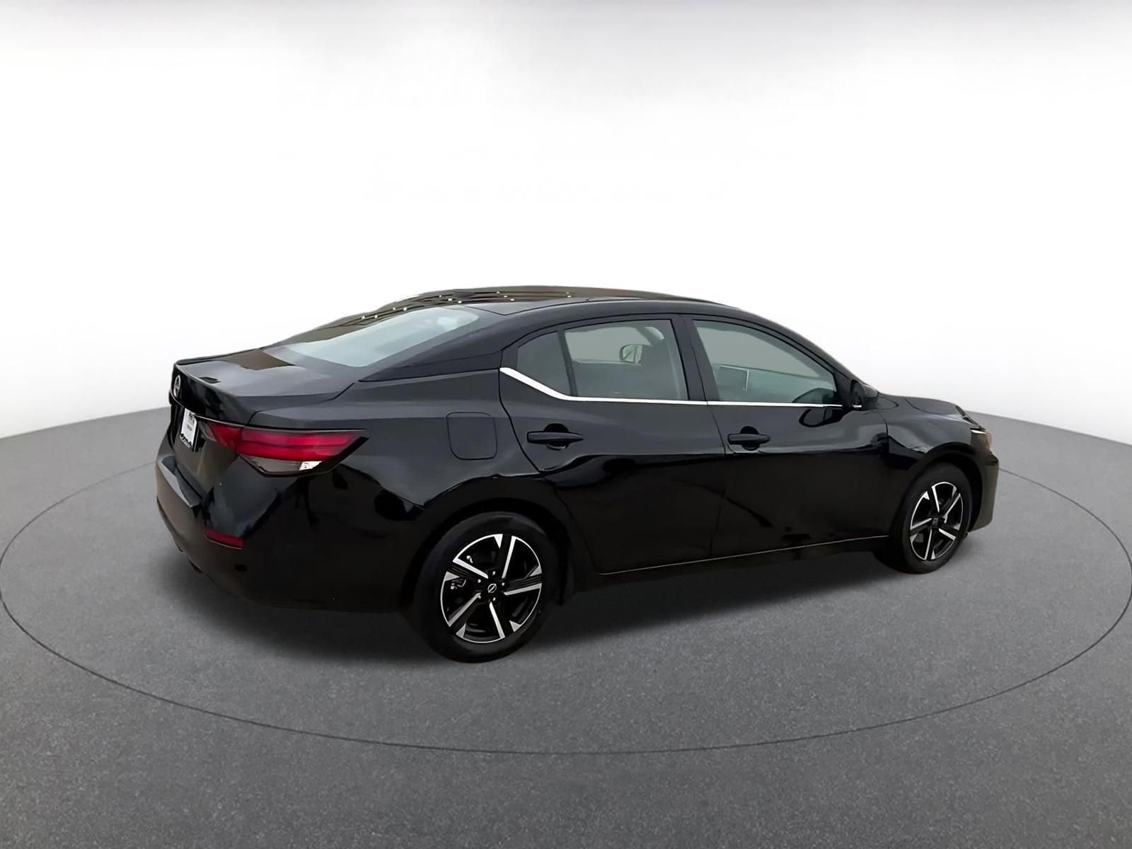 Thumbnail: 2025 Nissan Sentra - 14