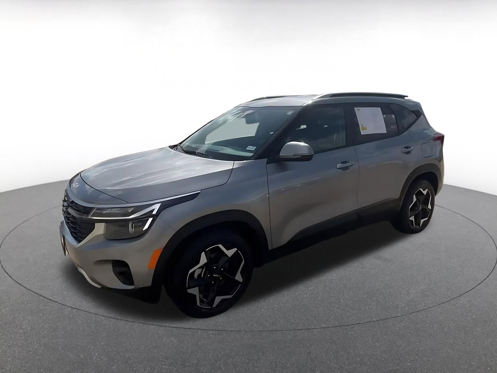 Thumbnail: 2025 Kia Seltos - 8