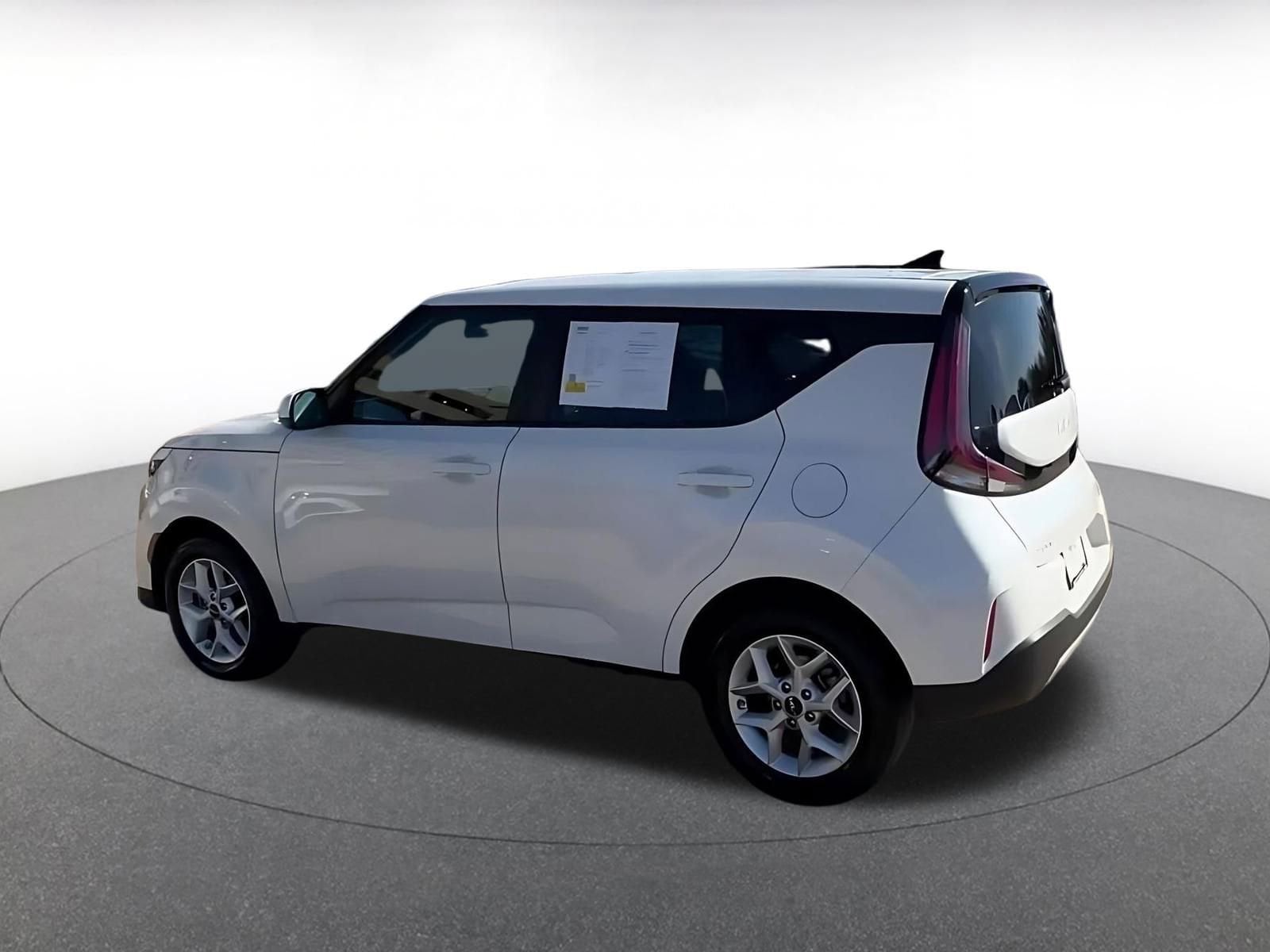 Thumbnail: 2025 Kia Soul - 10