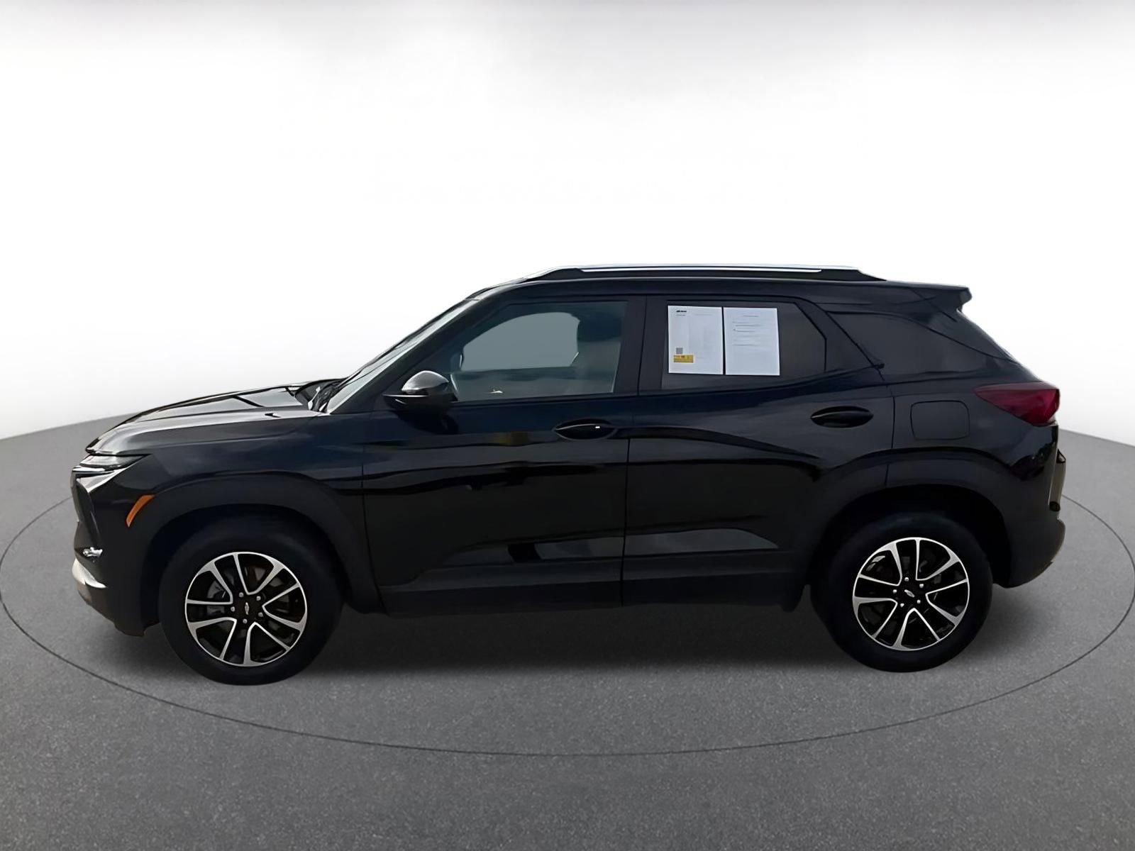 Thumbnail: 2025 Chevrolet TrailBlazer - 9