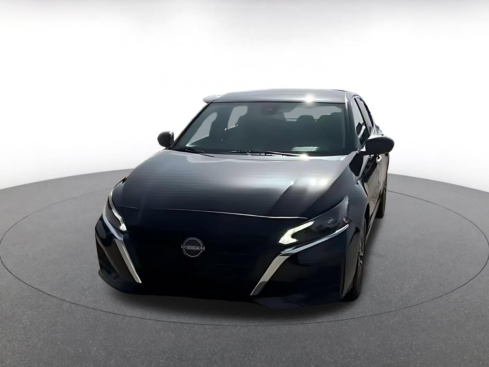 Thumbnail: 2024 Nissan Altima - 4