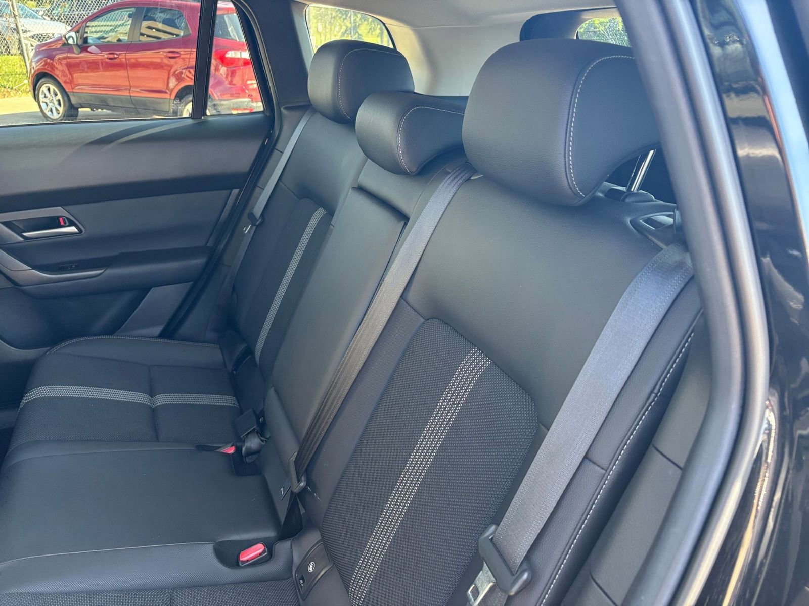 Thumbnail: 2025 Mazda CX-50 - 23