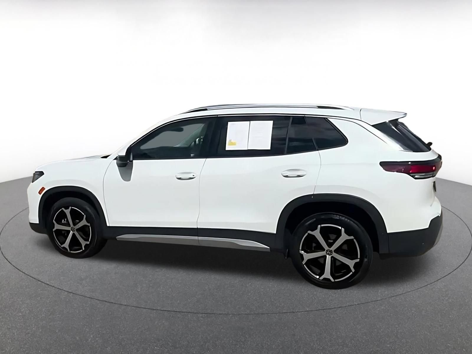 Thumbnail: 2026 Volkswagen Tiguan - 11