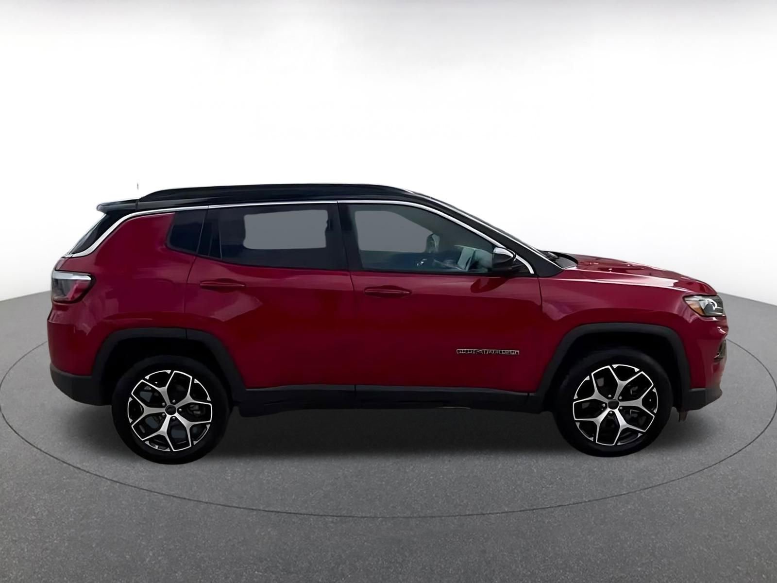 Thumbnail: 2025 Jeep Compass - 15
