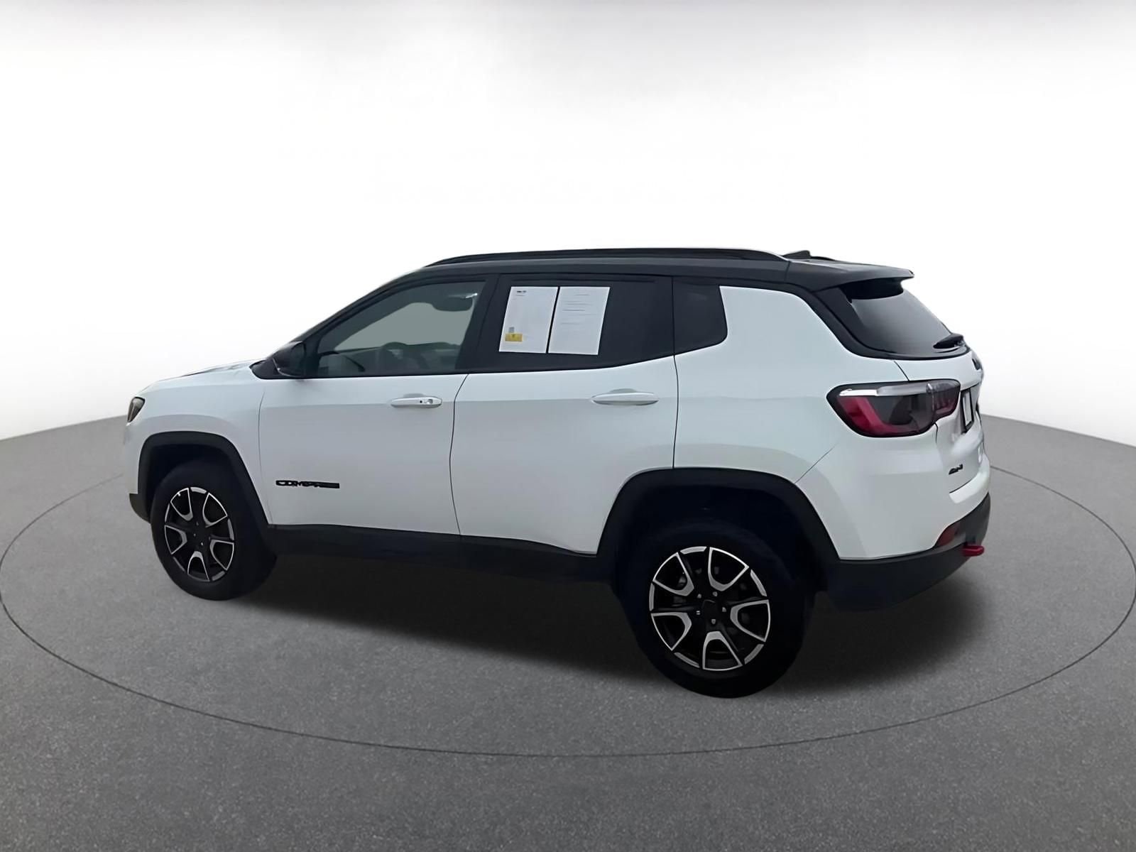 Thumbnail: 2025 Jeep Compass - 10