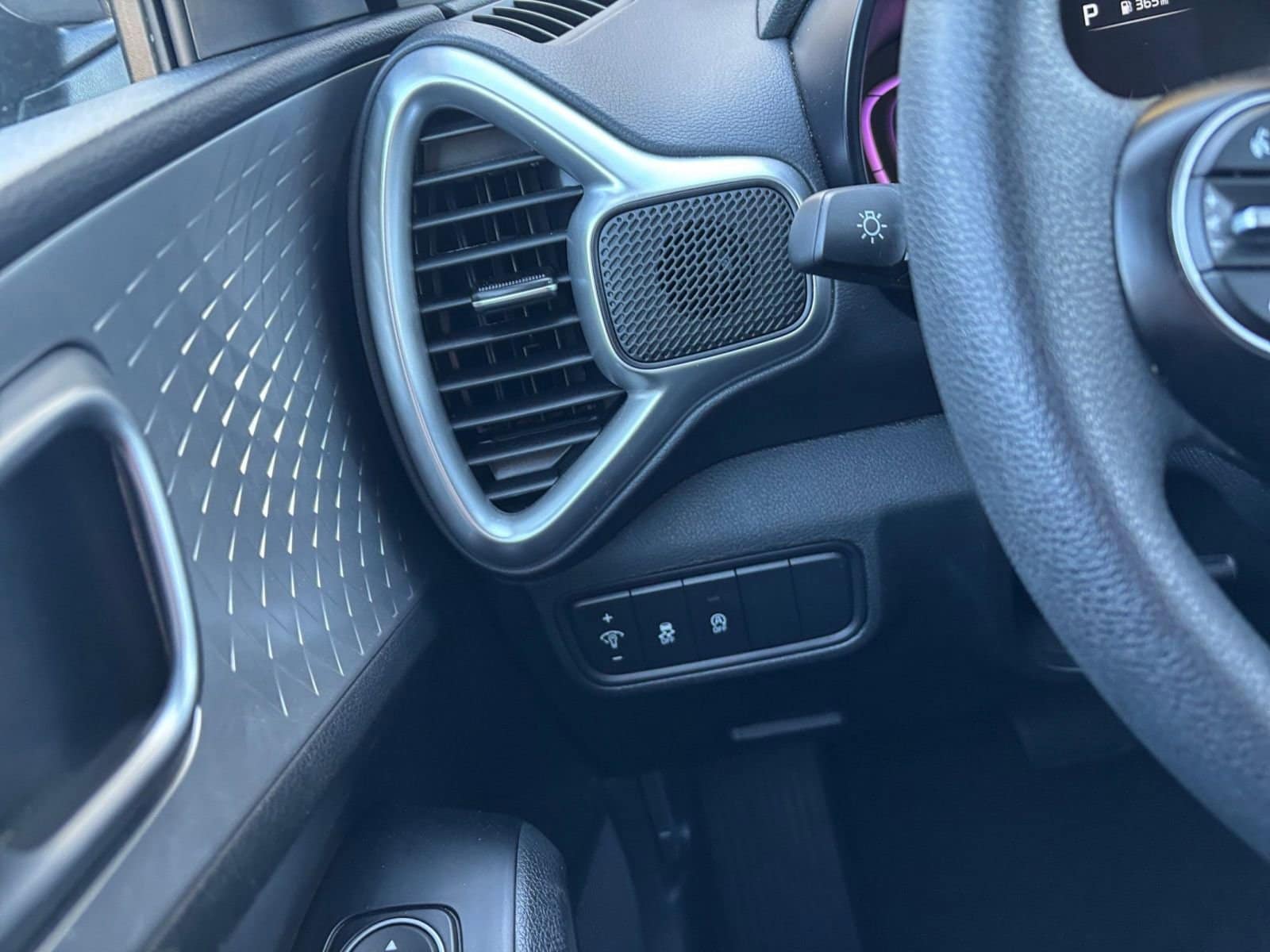 Thumbnail: 2025 Kia Soul - 32