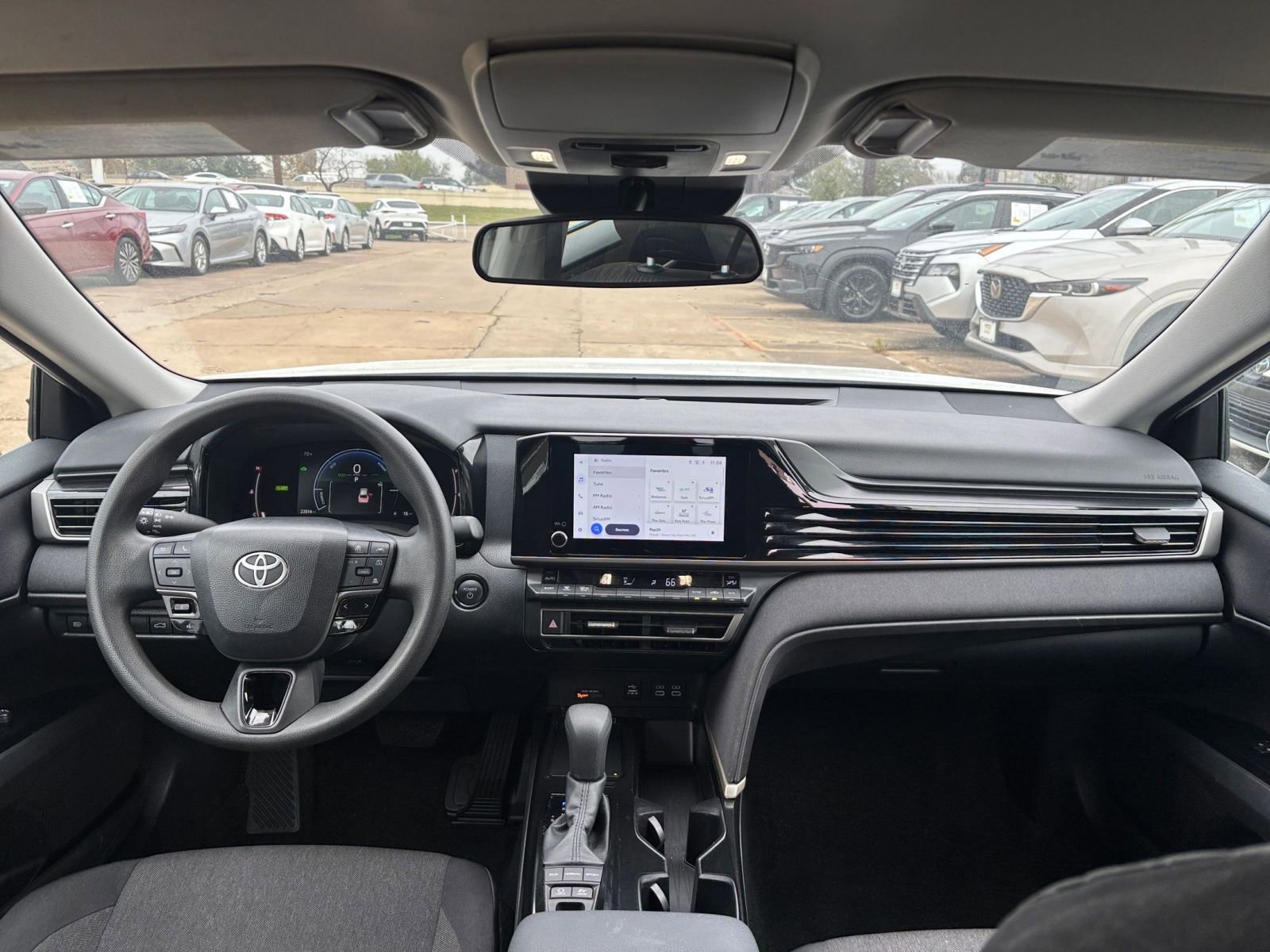 Thumbnail: 2025 Toyota Camry - 32