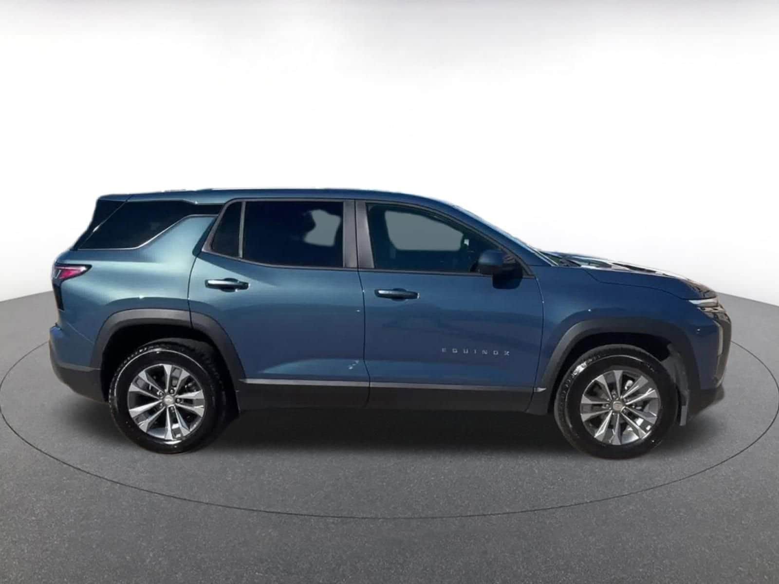 Thumbnail: 2025 Chevrolet Equinox - 15