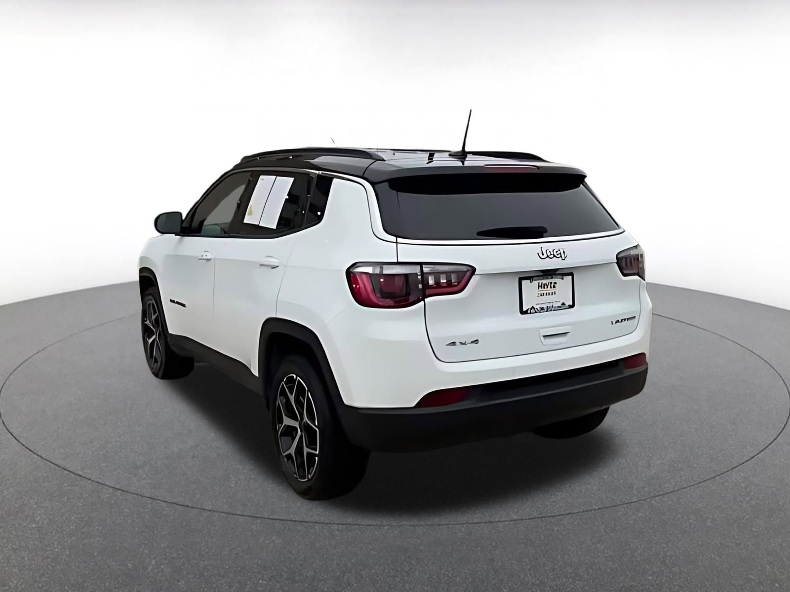 Thumbnail: 2025 Jeep Compass - 16