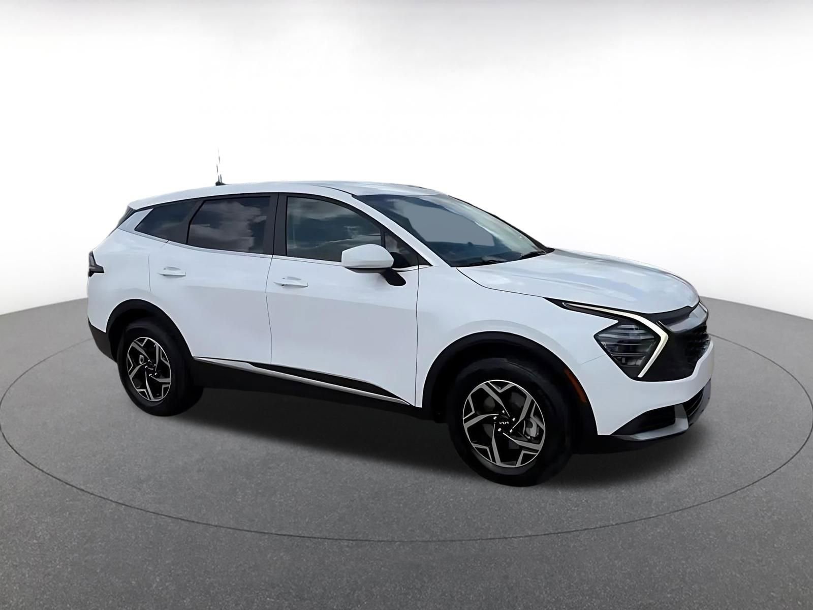 Thumbnail: 2025 Kia Sportage - 2