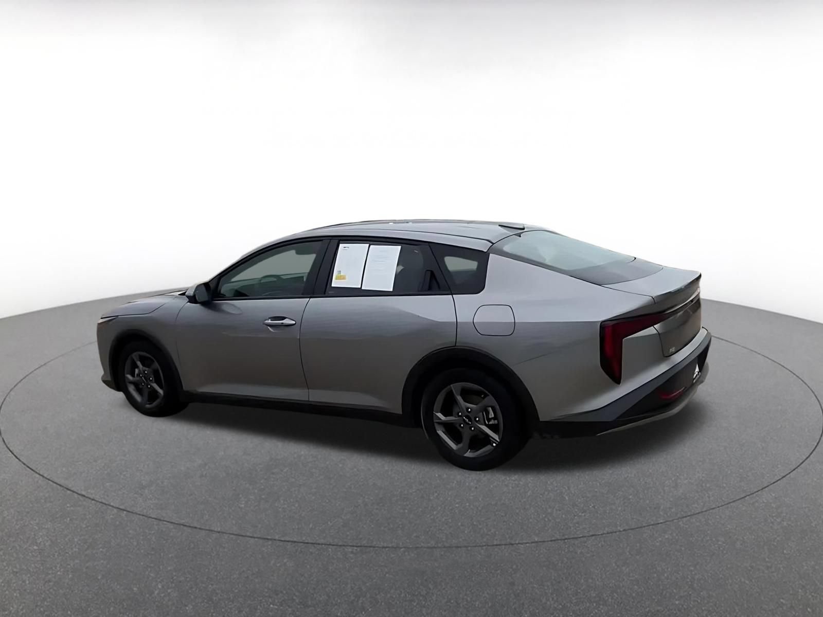 Thumbnail: 2025 Kia K4 - 10