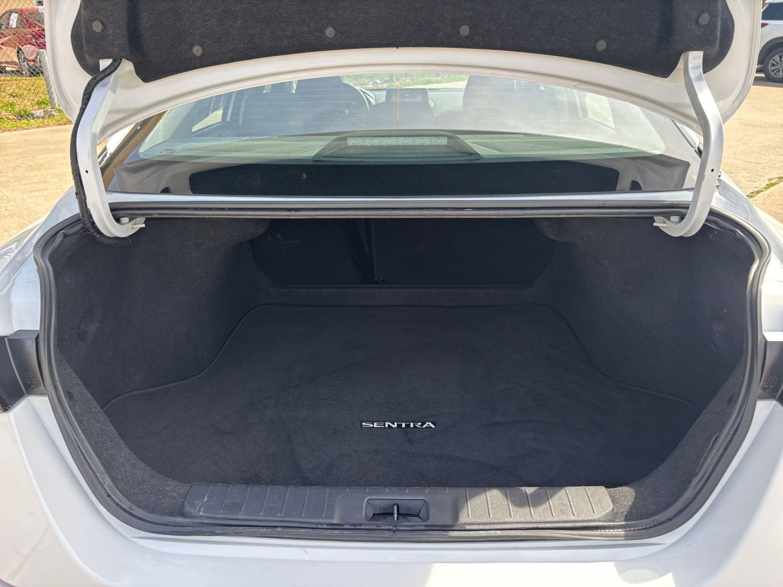 Thumbnail: 2025 Nissan Sentra - 29