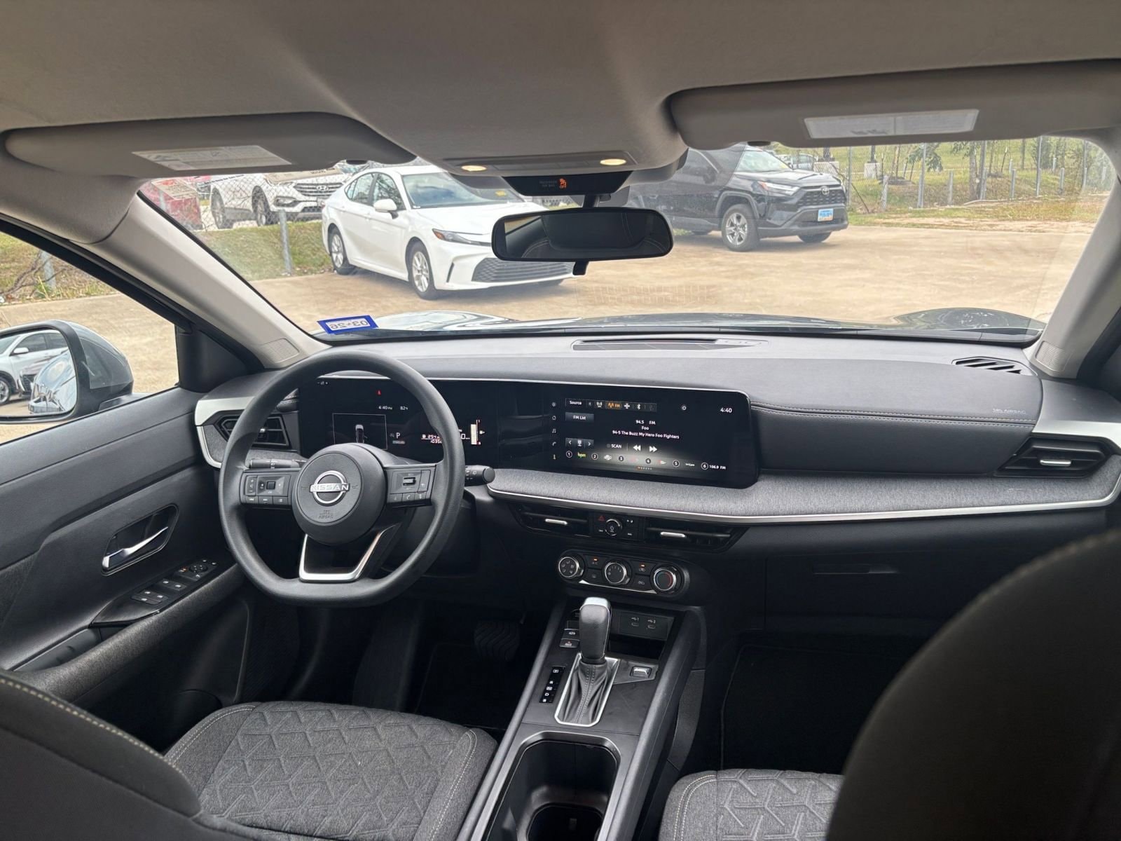 Thumbnail: 2025 Nissan Kicks - 31