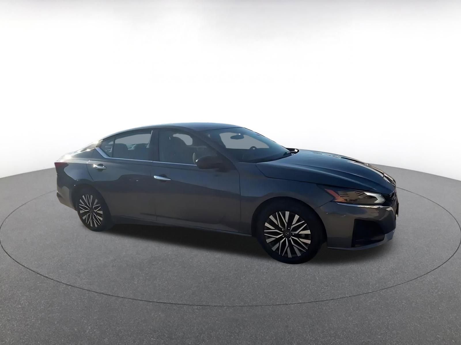 Thumbnail: 2025 Nissan Altima - 2