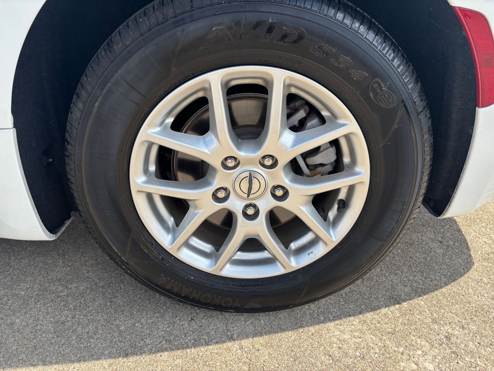 Thumbnail: 2025 Chrysler Pacifica - 33